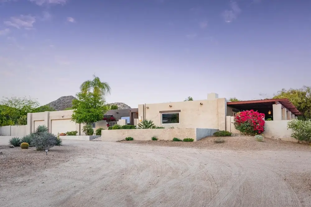 6399 N 38th St, Paradise Valley, AZ 85253