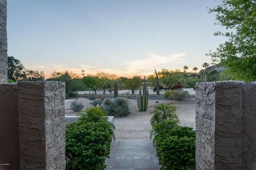 6399 N 38th St, Paradise Valley, AZ 85253