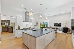 4021 E Claremont Ave, Paradise Valley, AZ 852534kation